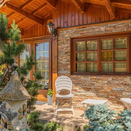 シャレー Montevrain Cottage